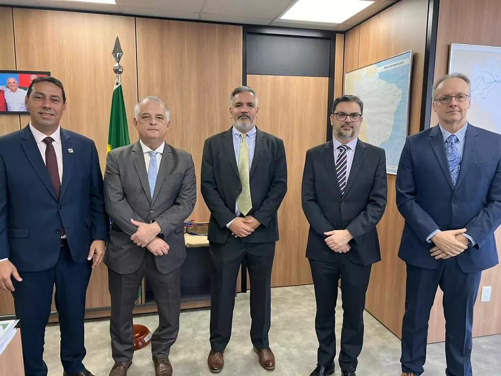 Reunião em Brasília com Ministro trata de projetos na área portuária